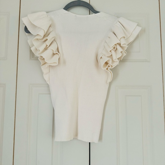 Express ribbed v neck ruffled sleeves top color offwhite size S - Picture 2 of 4